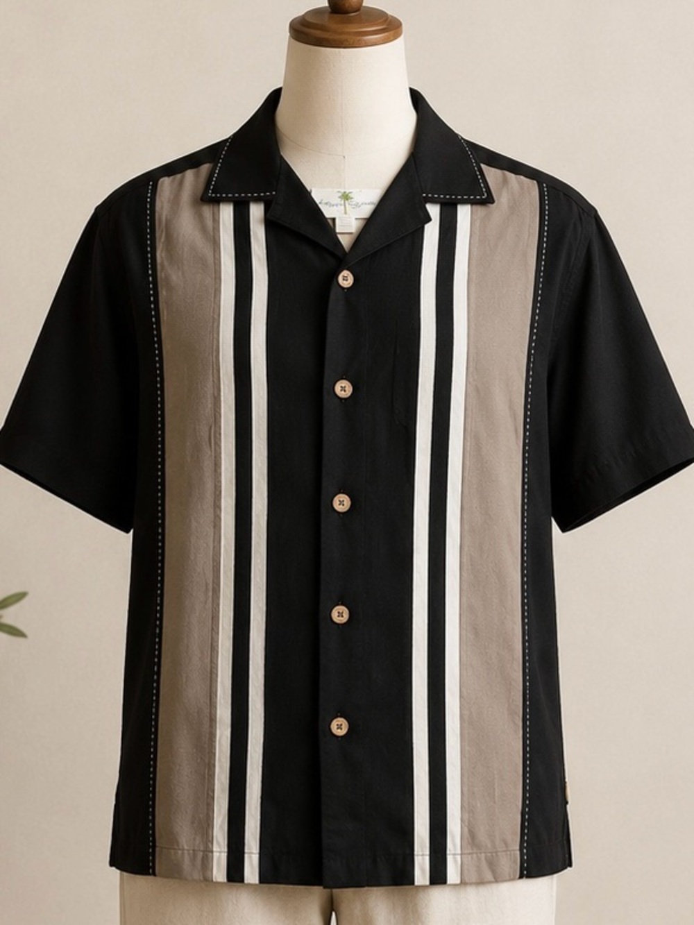 Men's Island Shores Retro Black and Taupe Striped Camp Collar Shirt Size LG